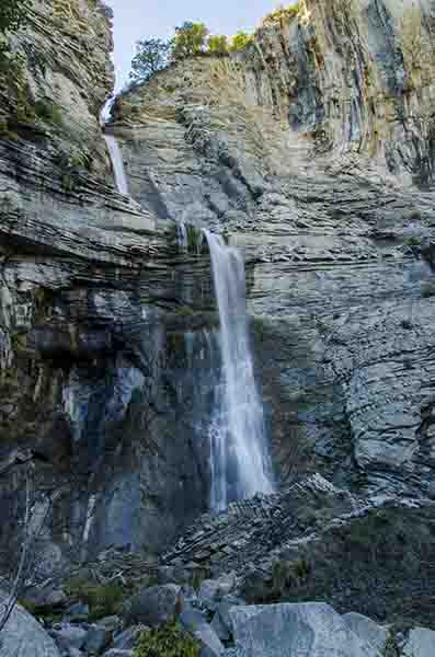 Huesca - Broto 11 - cascada Sorrosal.jpg
